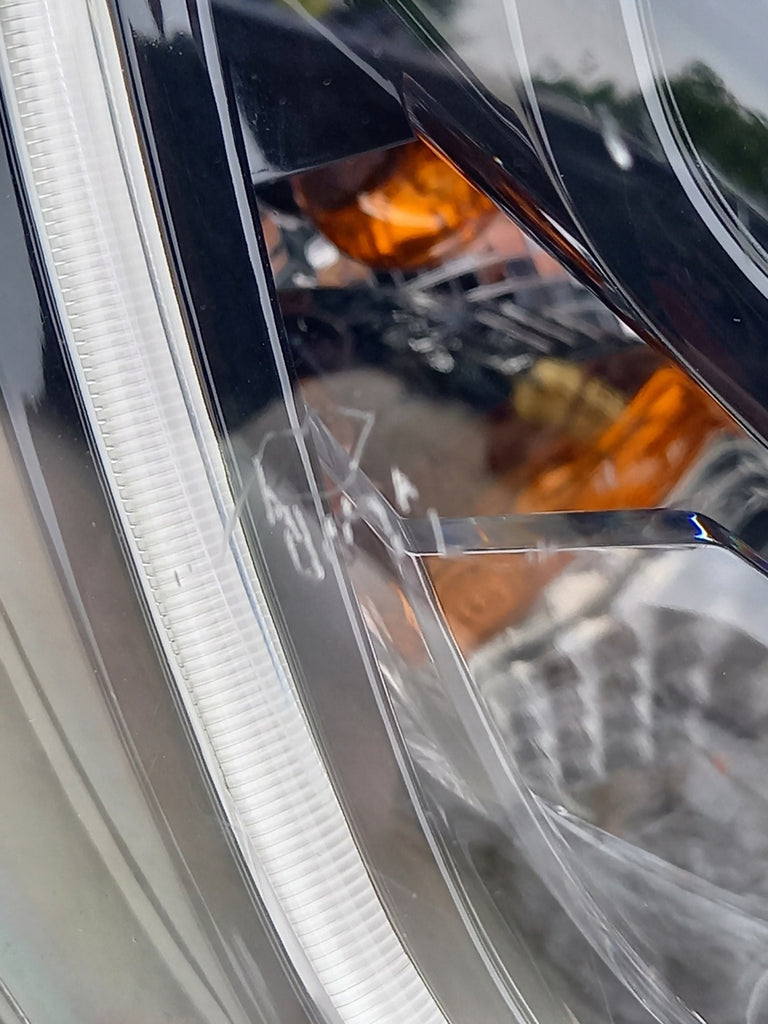 Frontscheinwerfer Ford Puma L90202381 Rechts Scheinwerfer Headlight SCH9604463397ku