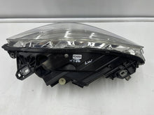 Laden Sie das Bild in den Galerie-Viewer, Frontscheinwerfer Mercedes-Benz W176 A1768201161 Xenon Links Headlight SCH9797709941tv