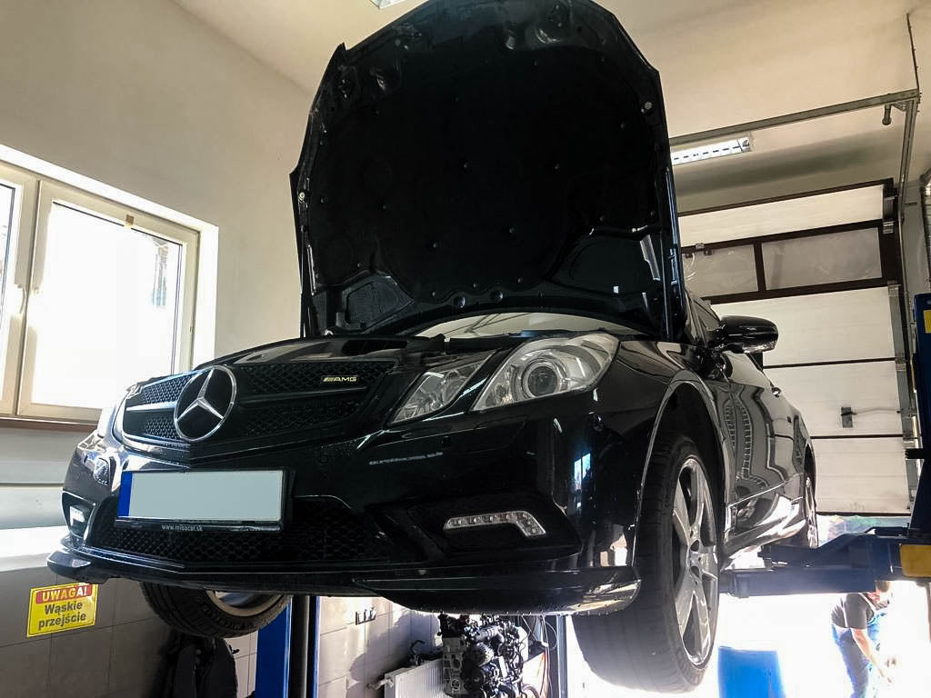 Motor Mercedes-Benz 642830 3.0 CDI 125TKm 2013 Diesel Engine Unkomplett