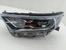 Laden Sie das Bild in den Galerie-Viewer, Frontscheinwerfer Toyota V Full LED Links Scheinwerfer Headlight SCH4393494421po