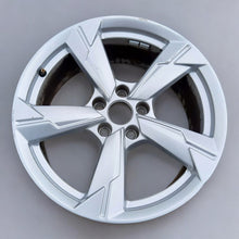 Load image into Gallery viewer, 1x Alufelge 18 Zoll 8.0&quot; 5x112 4K0601025D Audi A6 C8 Rim Wheel