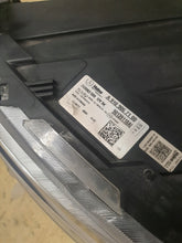 Laden Sie das Bild in den Galerie-Viewer, Frontscheinwerfer Mercedes-Benz Sprinter A9109067100 Full LED Rechts oder Links