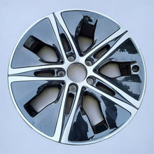 Laden Sie das Bild in den Galerie-Viewer, 1x Alufelge 17 Zoll 7.0&quot; 5x112 A2054019000 Mercedes-Benz A205 Rim Wheel