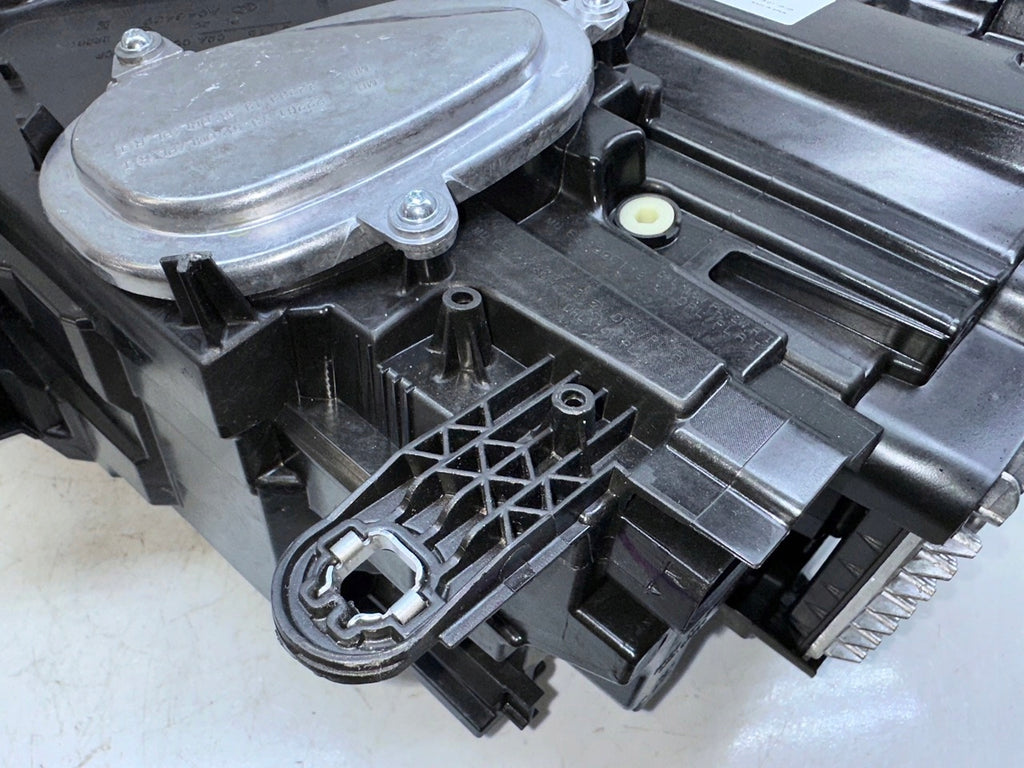 Frontscheinwerfer BMW X1 F48 9477812 5A01171 5A01172 Full LED Rechts Headlight SCH4207788168yk