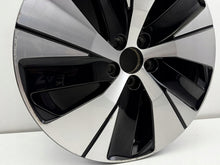 Laden Sie das Bild in den Galerie-Viewer, 1x Alufelge 18 Zoll 7.5" 5x108 50 5ET 31680403 Volvo Xc40 Rim Wheel FEL9692529588ye