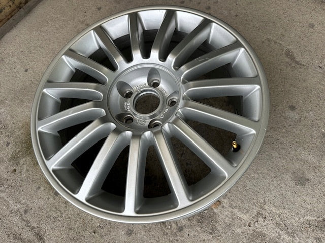1x Alufelge 17 Zoll 7.5" 5x112 40ET Glanz Silber 3D0601025AC VW Rim Wheel FEL9095657939gq
