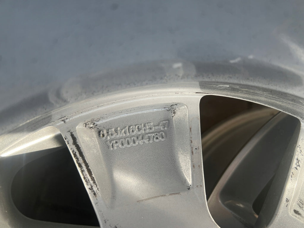 1x Alufelge 16 Zoll 6.5" 5x108 47ET Glanz Silber YP00044780 Opel Combo Rim Wheel FEL7211127398ci