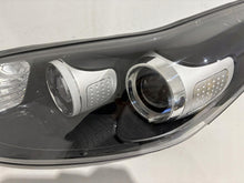 Laden Sie das Bild in den Galerie-Viewer, Frontscheinwerfer Kia Sportage IV Ein Stück (Rechts oder Links) Headlight SCH8784122466pp