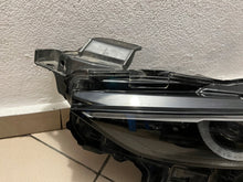 Load image into Gallery viewer, Frontscheinwerfer Mazda Bp BCJH-51040 Links Scheinwerfer Headlight SCH2547639860eb