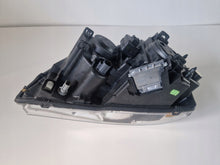Laden Sie das Bild in den Galerie-Viewer, Frontscheinwerfer Volvo Xc90 I 3129089 Rechts Scheinwerfer Headlight