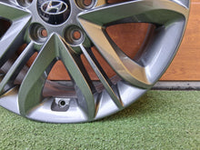 Load image into Gallery viewer, 1x Alufelge 17 Zoll 6.5" 5x114.3 51ET Glanz Graphit 52910-2Y650 Hyundai Ix35 FEL4215474821km
