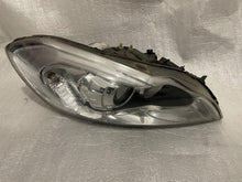 Load image into Gallery viewer, Frontscheinwerfer Volvo C70 31299753 Xenon Rechts Scheinwerfer Headlight SCH1377594175kv