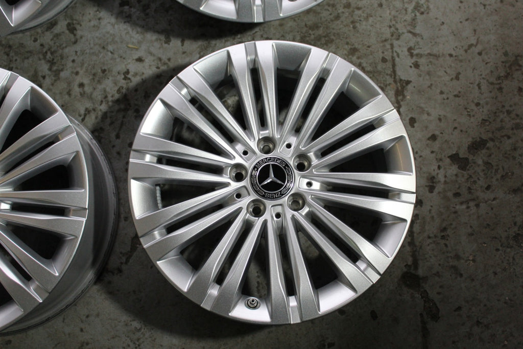 4x Alufelge 17 Zoll 7.0" 5x112 44 5ET A2064014400 Mercedes-Benz W206 Rim Wheel FEL3516044572nn