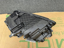 Laden Sie das Bild in den Galerie-Viewer, Frontscheinwerfer Audi E-Tron LED Rechts Scheinwerfer Headlight