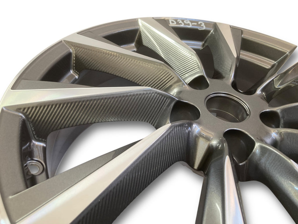 1x Alufelge 19 Zoll 7.0" 5x114.3 40ET KE409-4E400X Dacia Duster Qashqai