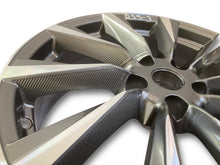 Laden Sie das Bild in den Galerie-Viewer, 1x Alufelge 19 Zoll 7.0&quot; 5x114.3 40ET KE409-4E400X Dacia Duster Qashqai