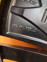 Laden Sie das Bild in den Galerie-Viewer, 1x Alufelge 18 Zoll 7.0&quot; 5x100 39ET 658601025J Skoda Fabia Scala Kamiq Rim Wheel