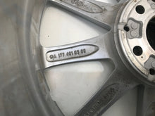 Load image into Gallery viewer, 1x Alufelge 17 Zoll 6.5&quot; 5x112 44ET A1774010300 Mercedes-Benz V177 Rim Wheel