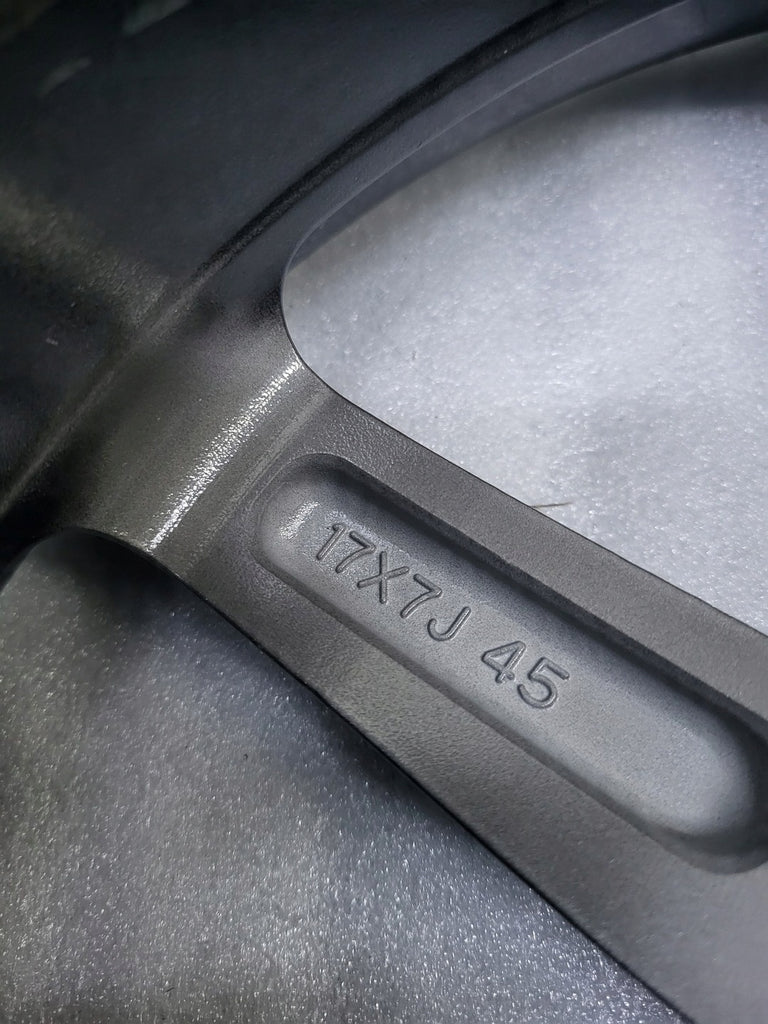 1x Alufelge 17 Zoll 7.0" 4x100 45ET Glanz Graphit 996585 Mazda Mx5 Mx-5 Iv