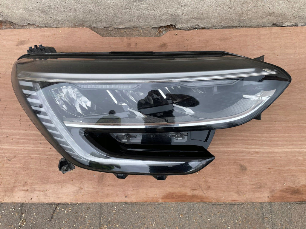 Frontscheinwerfer Renault Megane IV 260108872R 260103821R Rechts Headlight SCH4824461504hb