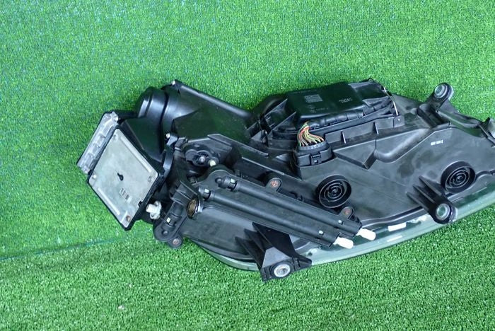 Frontscheinwerfer VW Phaeton 3D1941031E Links Scheinwerfer Headlight SCH6091745414um