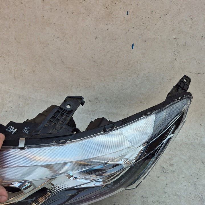 Frontscheinwerfer Mitsubishi Eclipse Cross I Full LED Links Headlight SCH8888934231yf