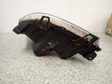 Laden Sie das Bild in den Galerie-Viewer, Frontscheinwerfer Toyota Corolla Verso LED Rechts Scheinwerfer Headlight SCH5911054095lo