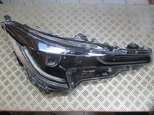 Laden Sie das Bild in den Galerie-Viewer, Frontscheinwerfer Toyota Corolla 81110-02S70 81150-02S70 LED Rechts oder Links