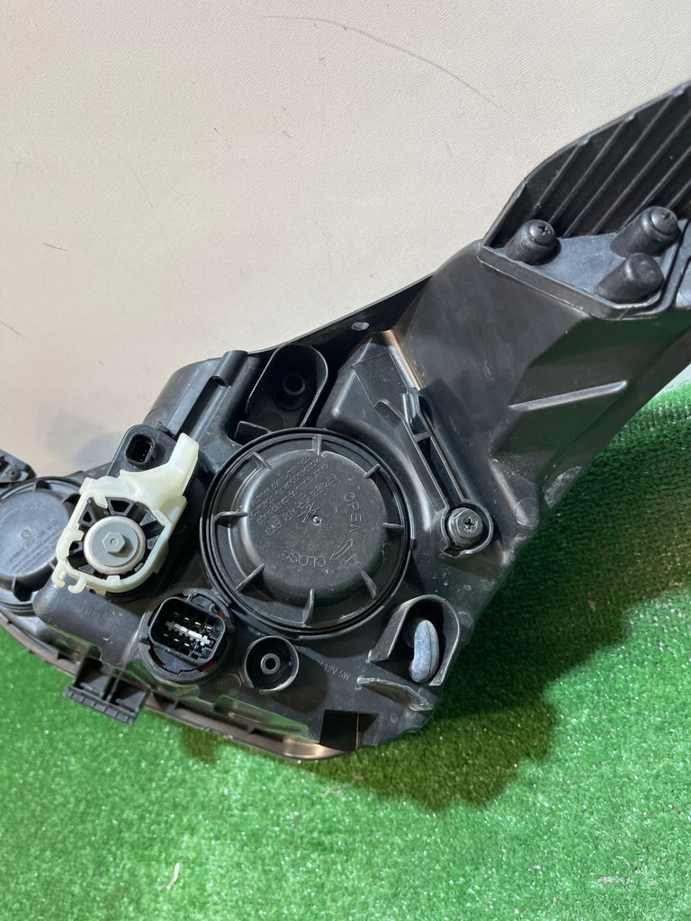 Frontscheinwerfer Hyundai I10 92102-B9000 Rechts Scheinwerfer Headlight SCH7175619359dy