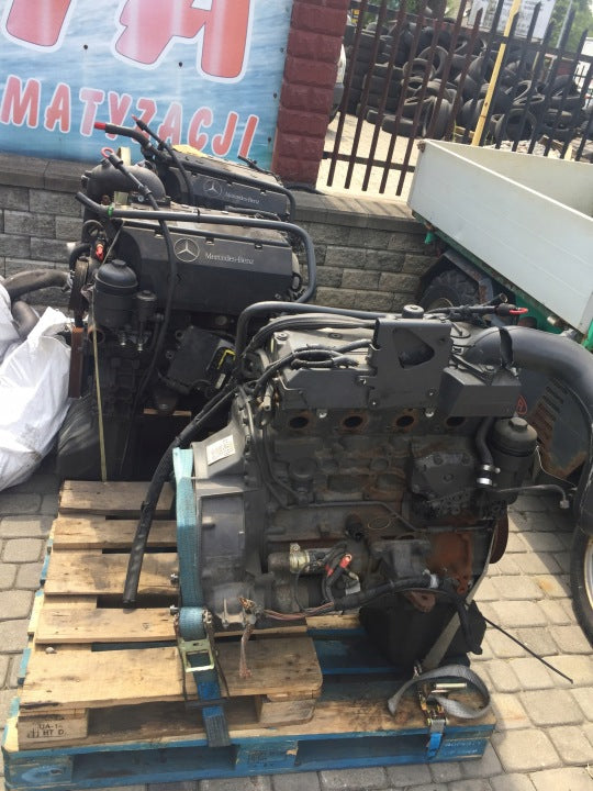 Motor Mercedes-Benz Vario M904LA 300TKm Diesel Engine Komplett MOT2310301905ek