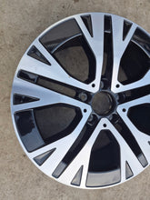 Laden Sie das Bild in den Galerie-Viewer, 1x Alufelge 18 Zoll 7.5" 5x112 53ET Glanz A2474015000 Mercedes-Benz Gla H247 FEL5350651224kg