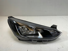 Load image into Gallery viewer, Frontscheinwerfer Ford Focus LED Rechts Scheinwerfer Headlight SCH5517752295ap