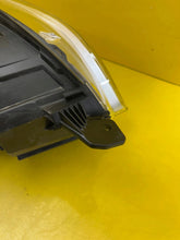 Laden Sie das Bild in den Galerie-Viewer, Frontscheinwerfer Peugeot Expert Traveller 9808573580 Xenon Links Headlight SCH3249326686jk
