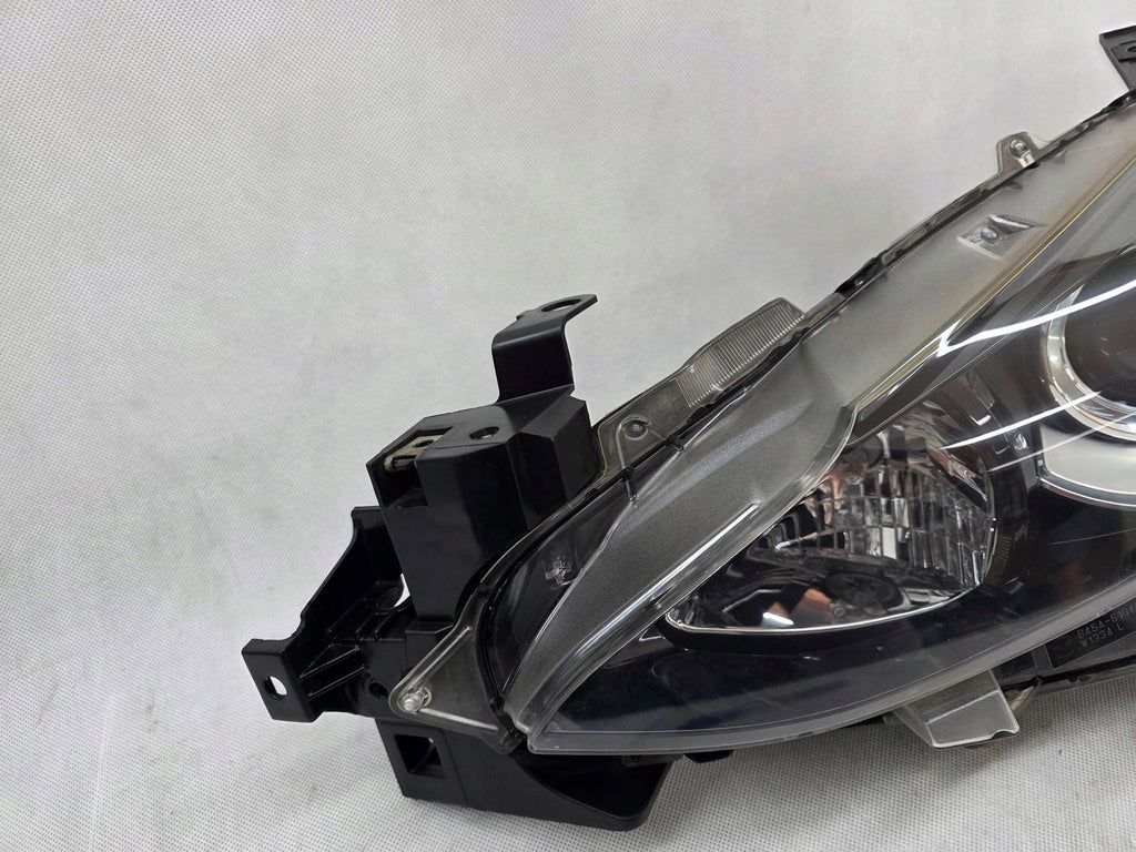 Frontscheinwerfer Mazda III B45A-51040 Links Scheinwerfer Headlight
