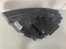 Load image into Gallery viewer, Frontscheinwerfer Audi A5 8T0941004 Xenon Rechts Scheinwerfer Headlight