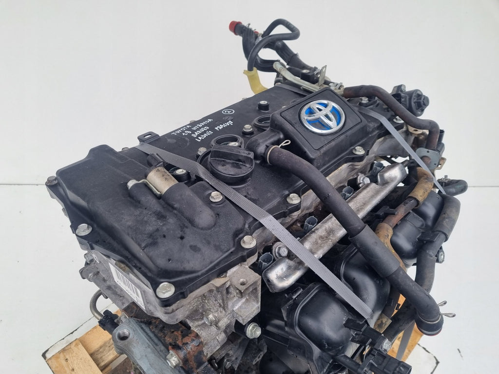 Motor Toyota Corolla 2ZR-FXE 1.8 80TKm 2013 Benzin Engine Komplett