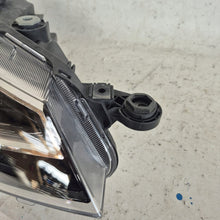 Load image into Gallery viewer, Frontscheinwerfer Seat Ibiza V 6F1941008B Full LED Rechts Scheinwerfer Headlight SCH2083811659dj