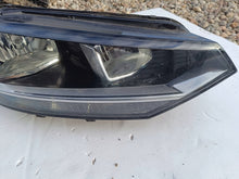 Laden Sie das Bild in den Galerie-Viewer, Frontscheinwerfer VW Touran 5TA941006A Rechts Scheinwerfer Headlight