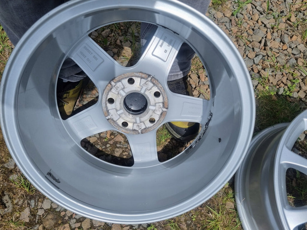 4x Alufelge 16 Zoll 6.5" 5x112 42ET Glanz 3AA071496A VW Passat B7 Variant FEL3279347584ix