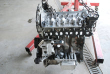 Load image into Gallery viewer, Motor Nissan Qashqai I R9MB405 1.6 DCI 131PS 125TKm 2013 Diesel Unkomplett MOT7346396845zi