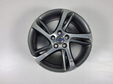Laden Sie das Bild in den Galerie-Viewer, 1x Alufelge 17 Zoll 7.0&quot; 5x108 52 5ET 31302877 Volvo V40 C30 S40 V50 Rim Wheel