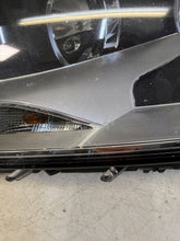 Laden Sie das Bild in den Galerie-Viewer, Frontscheinwerfer VW Passat B7 3AB941005 Links Scheinwerfer Headlight SCH6773140490ov