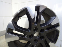 Laden Sie das Bild in den Galerie-Viewer, 1x Alufelge 17 Zoll 7.0&quot; 5x108 46ET 9833355980 9833356680 672044871 Opel Zafira