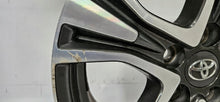 Laden Sie das Bild in den Galerie-Viewer, 1x Alufelge 17 Zoll 7.0&quot; 5x114.3 39ET PZ49M-X0670-Z Toyota Rim Wheel