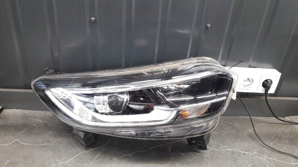 Frontscheinwerfer Renault Kadjar 260104607R Rechts Scheinwerfer Headlight