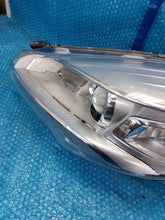 Load image into Gallery viewer, Frontscheinwerfer Ford Kuga CV4413W030AE CV44-13D155-AJ Links Headlight