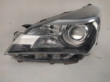 Load image into Gallery viewer, Frontscheinwerfer Toyota Yaris Ein Stück (Rechts oder Links) Headlight SCH5598300293qq