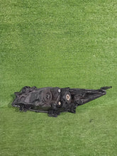 Load image into Gallery viewer, Frontscheinwerfer Mazda 3 BDG7-51030 Rechts Scheinwerfer Headlight SCH3936119937rv