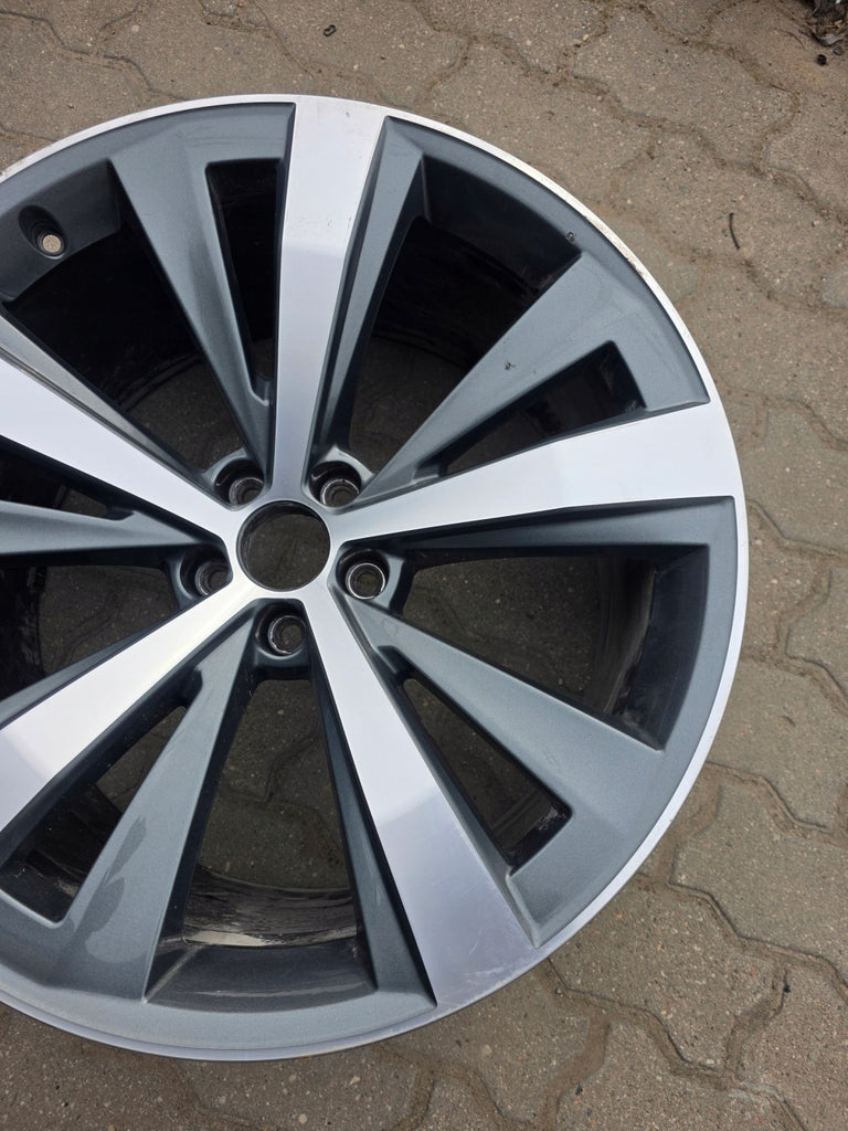 1x Alufelge 21 Zoll 10.0" 5x112 20ET Glanz Grau 4M8601025AA Audi Q8 Mg Rim Wheel FEL6704680443ap