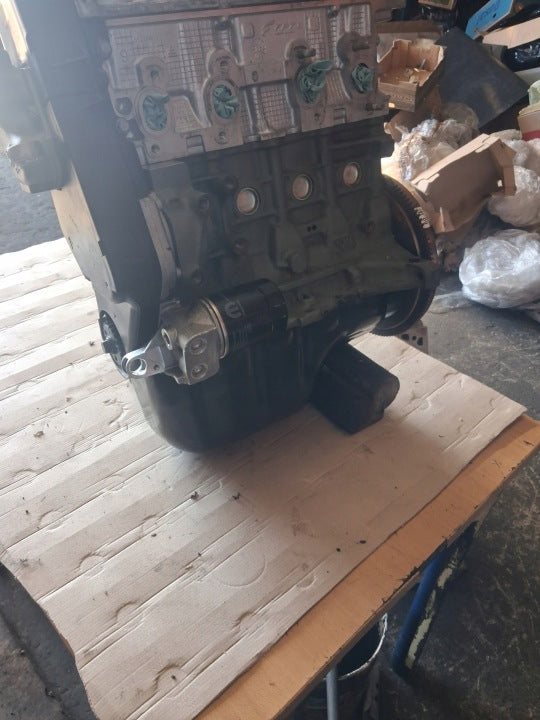 Motor Fiat Fiorino 350A1000 1.4 Benzin Engine Unkomplett MOT4800260634hx